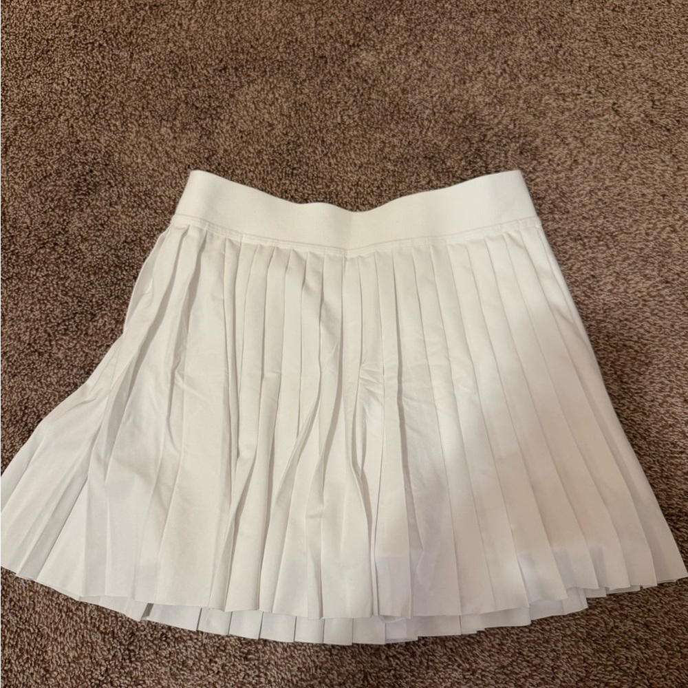 NWOT Athleta White Pleated Tennis Skirt